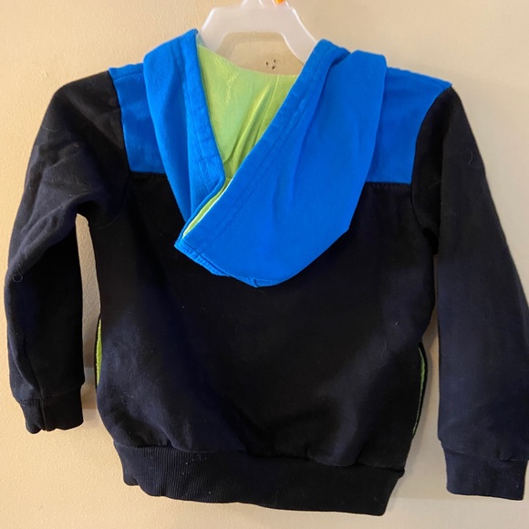 Puma black zippered hoodie size 4 - Picture 4 of 6